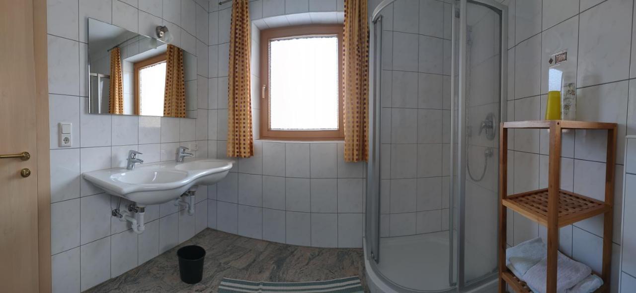 Haus-Elisabeth Lägenhet Uderns Exteriör bild