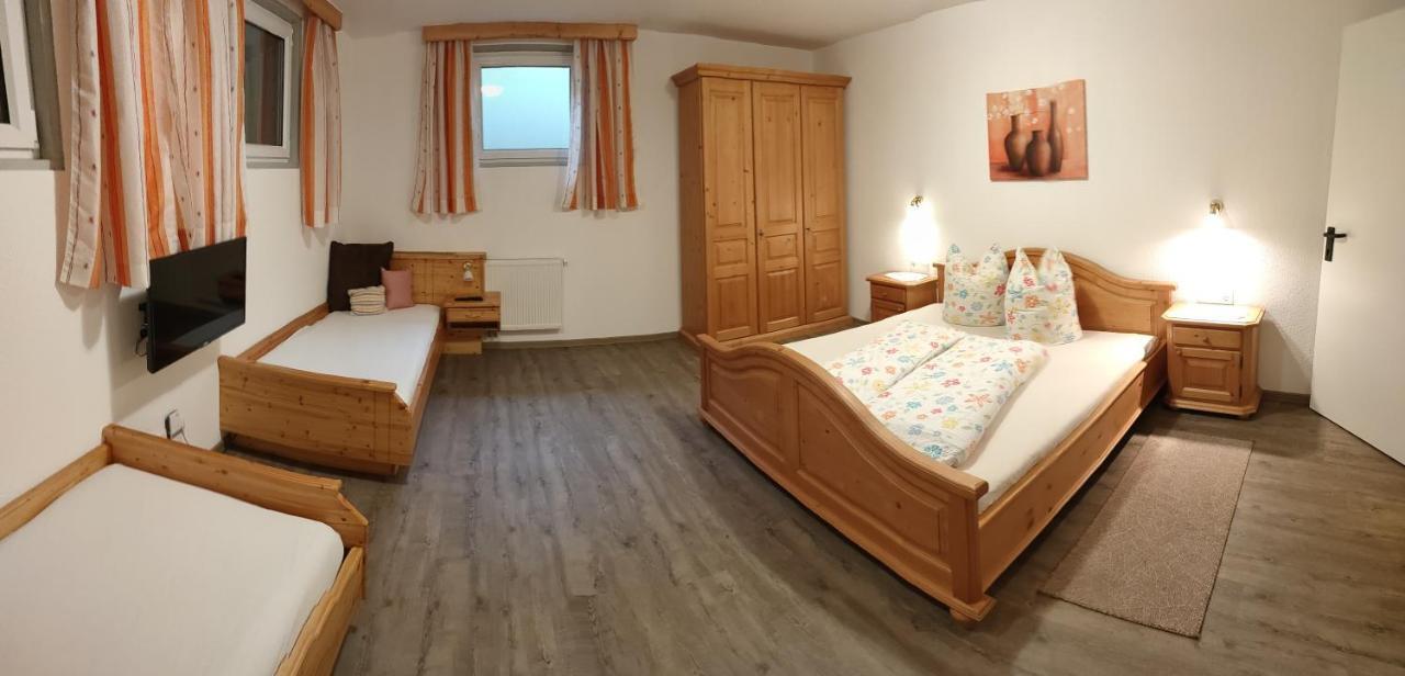 Haus-Elisabeth Lägenhet Uderns Exteriör bild