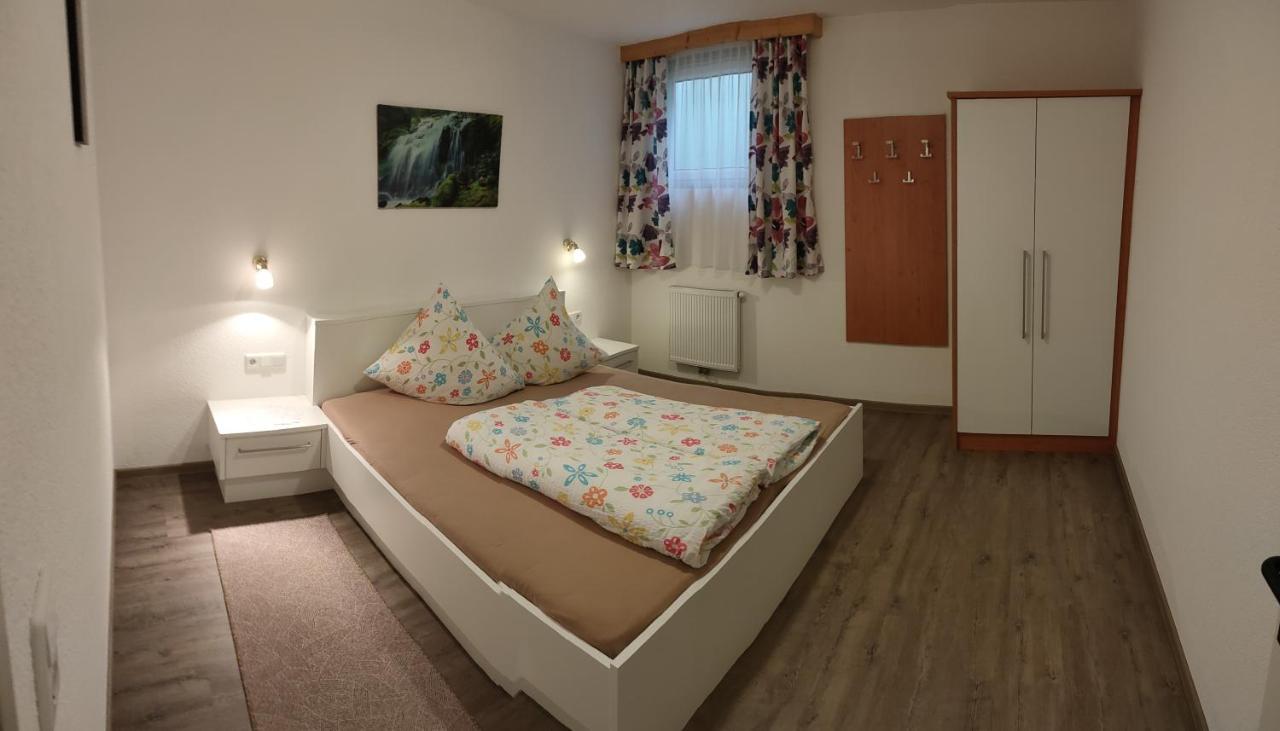 Haus-Elisabeth Lägenhet Uderns Exteriör bild